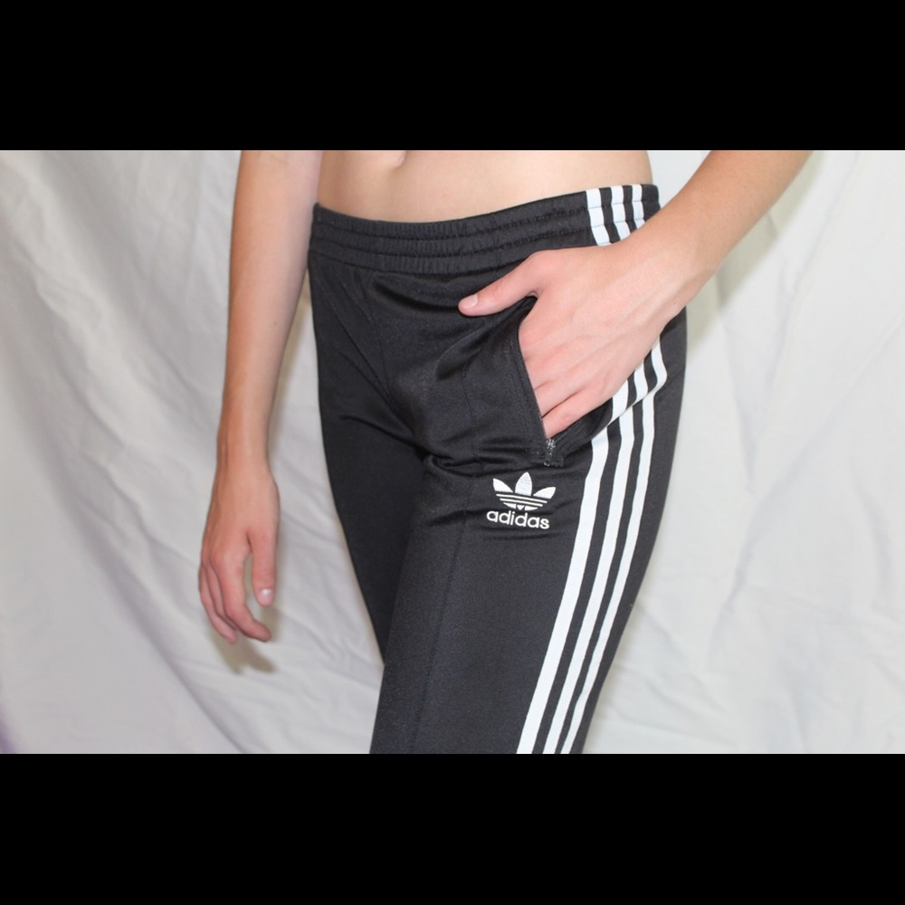 Adidas sweats🎲